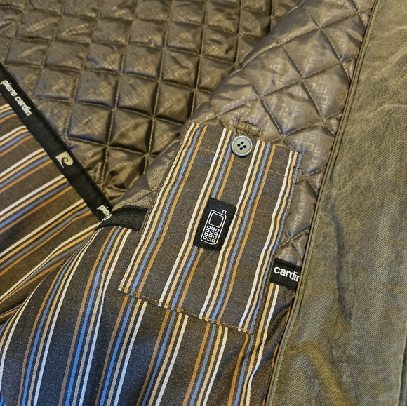 SOLD - Pierre Cardin Mens Coat - Picture 11 of 12